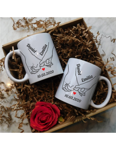 Zestaw kubków dla pary ręce...